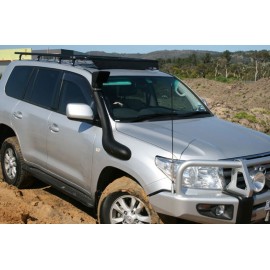 Toyota VDJ200 V8 Snorkel...