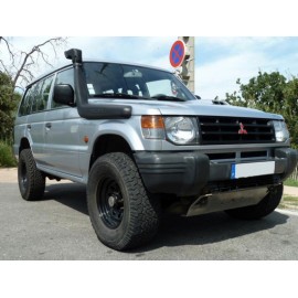 Mitsubishi Pajero V20...