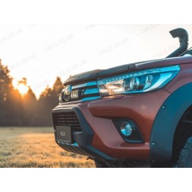 Kit intégration barres LED Lazer Lamps sur calandre de Toyota Hilux 2016-2020