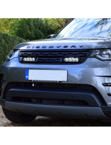 Kit intégration barres LED Lazer Lamps sur calandre de Land Rover Discovery 5