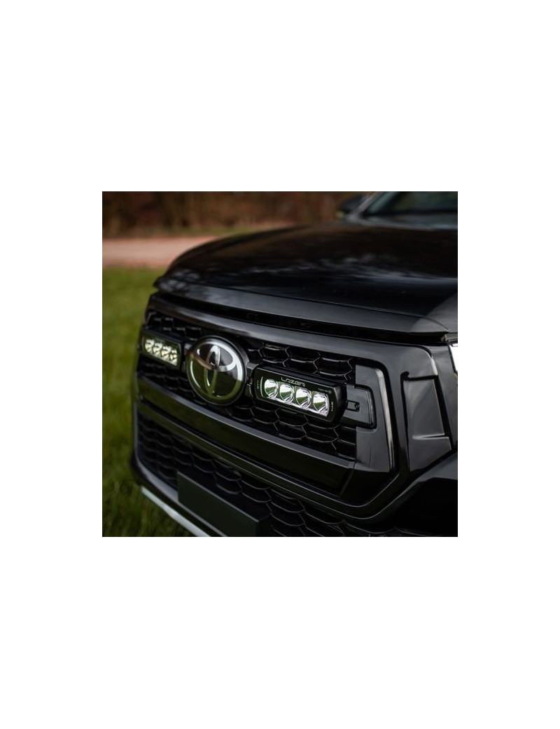 Kit intégration barres LED Lazer Lamps sur calandre de Toyota Hilux Invincible 2018-2020