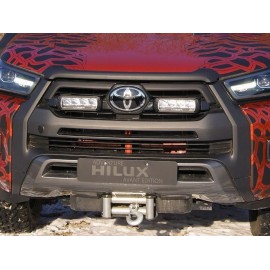 Kit intégration barres LED Lazer Lamps sur calandre de Toyota Hilux Invincible 2021-2022