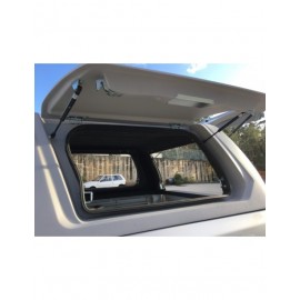 Hardtop Linextras avec portes latérales Nissan NP300 2016.2022